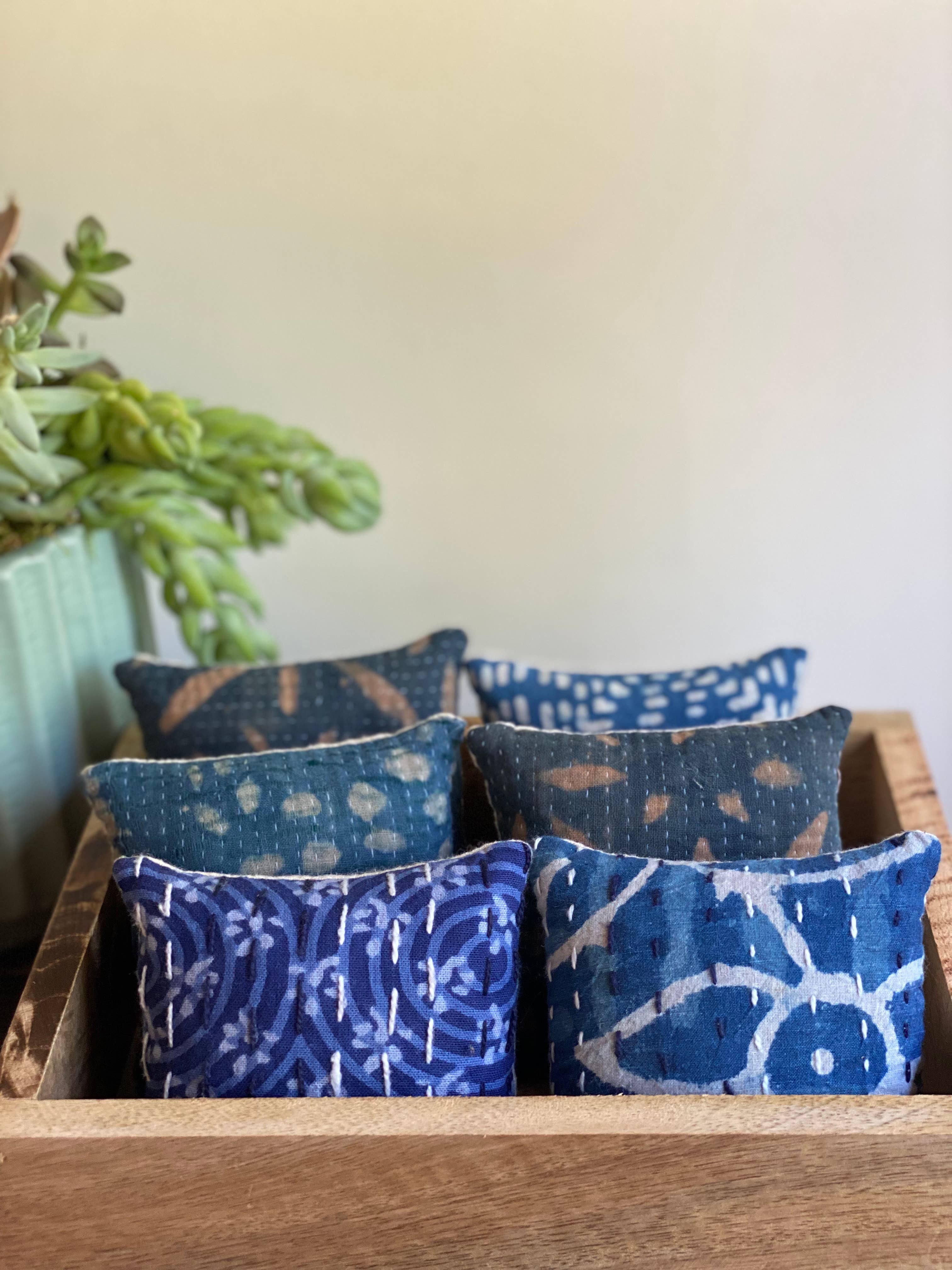 Belle's Nest - Wholesale Sachet - Blue Square Lavender Sachets1