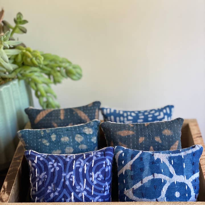 Belle's Nest - Wholesale Sachet - Blue Square Lavender Sachets1