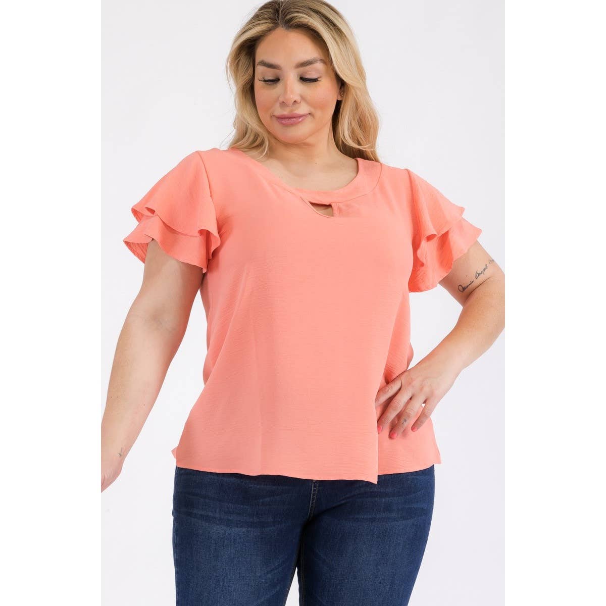 Curve Market - Vente Chemisier – femme - CHEMISIER TAILLE PLUS AVEC MANCHES VOLANTÉES ET TROU DE SERRURE7