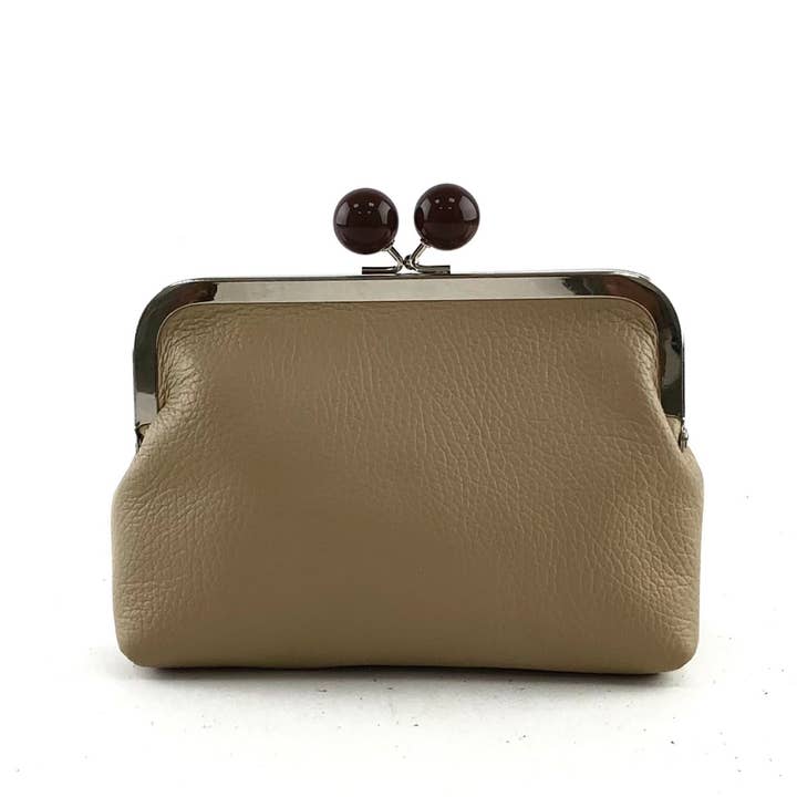 MILANO AMOUR - Vendita all'ingrosso Portamonete - Donna - PORTAMONETE MARRONE CON CLIP MIGNON