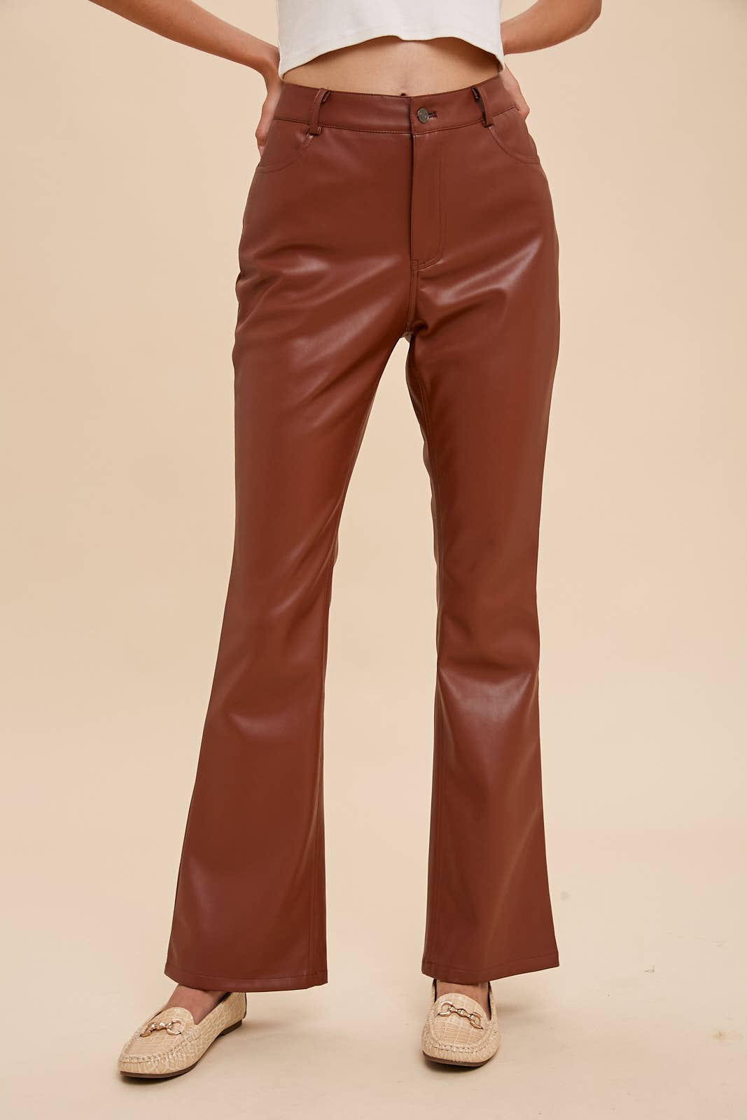 In Loom - Wholesale Broek - Dames - Uitlopende vegan leren broek4