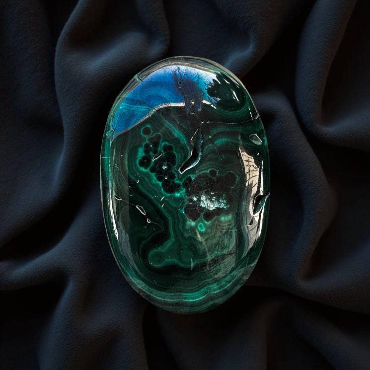 Crystal Deal· Wholesale Crystals & Gifts - Wholesale Spiritual Stone/Crystal - Malachite Palm Stone - 1