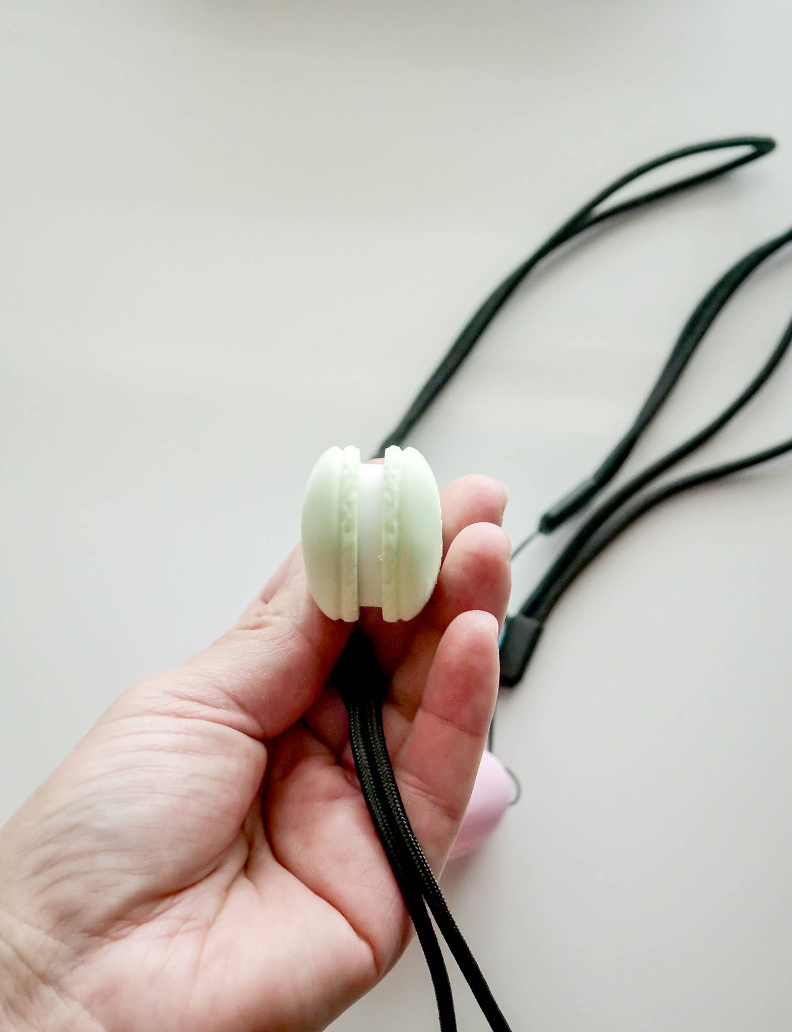 Hello Cutters – Großhandel Fidget Toy – Kinder – Macaron Fidget Clicky2