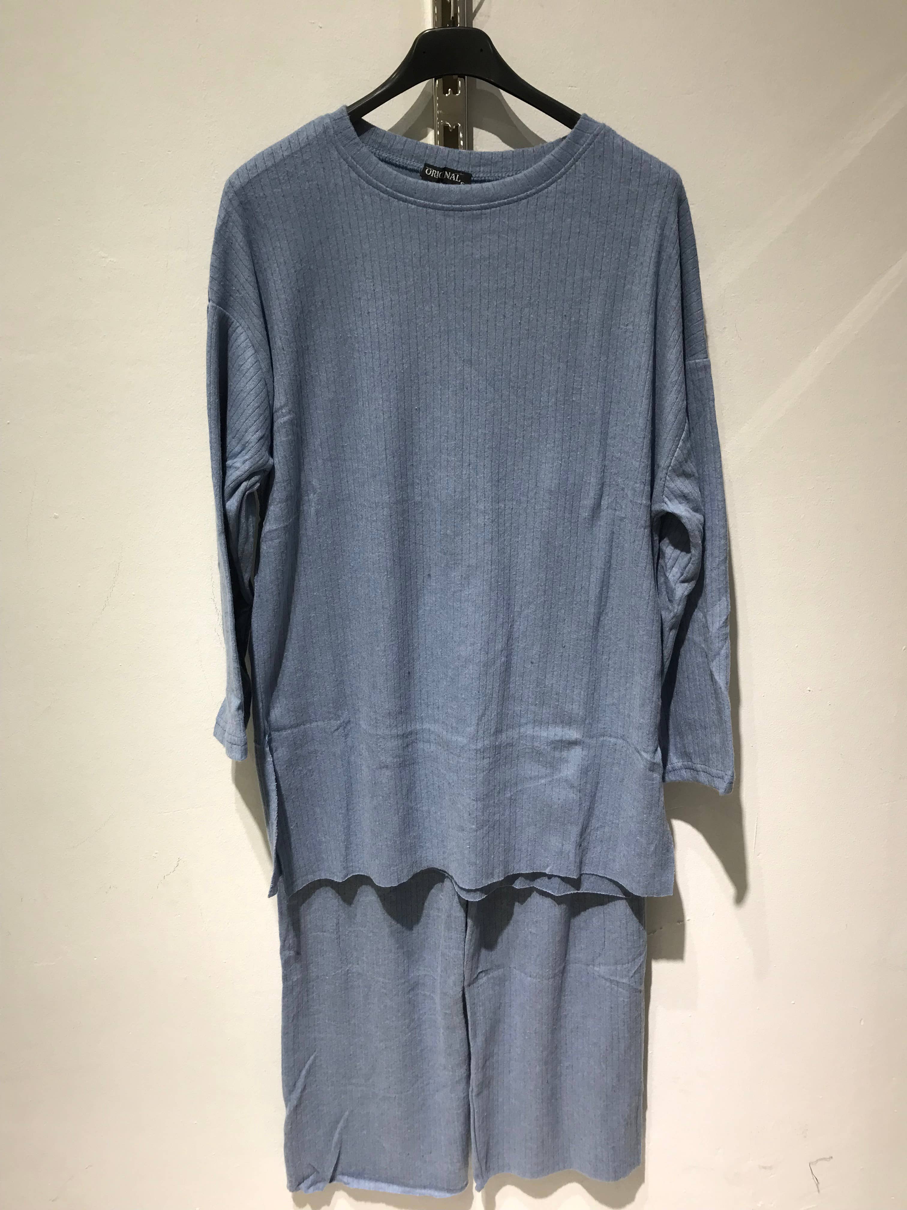 Only Yuan - Wholesale Tops Set - Women's - ref 01 set 12