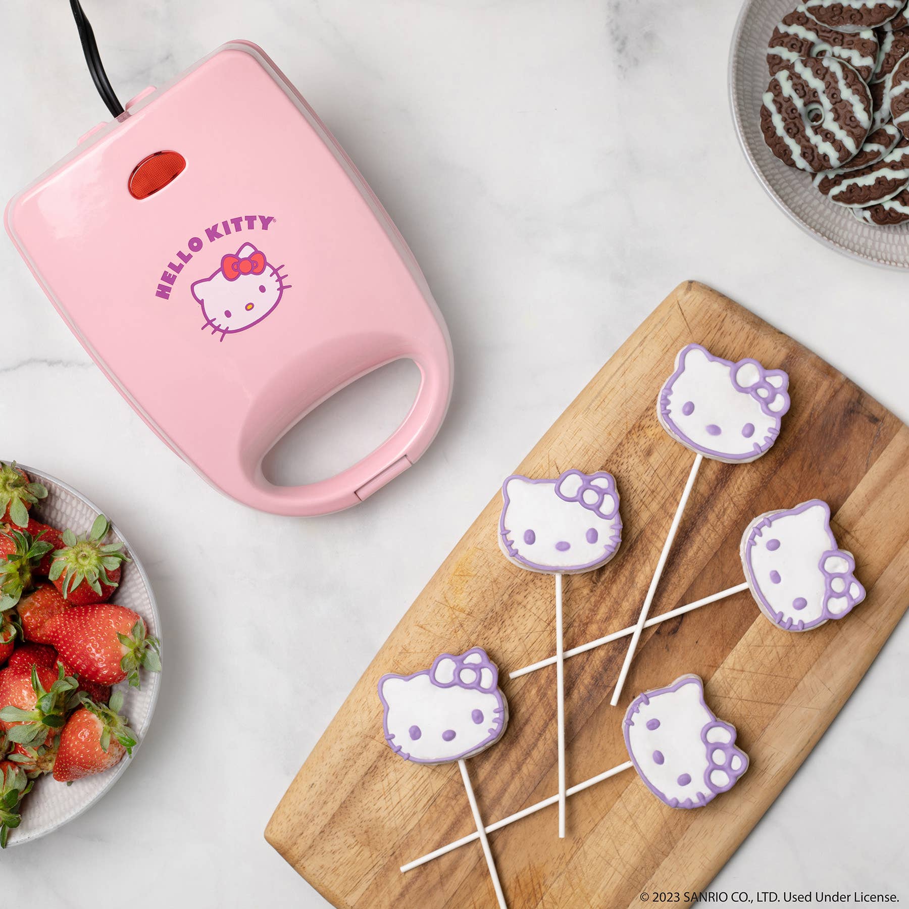 Hello Kitty My Melody Coffee Mug Warmer Set - Uncanny Brands