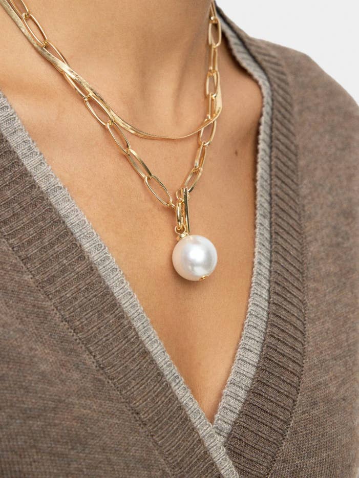 Das Doppelte Doppelte - Perlenketten 2 Ketten gestapelt - PVD für den Großhandel von HoopLa