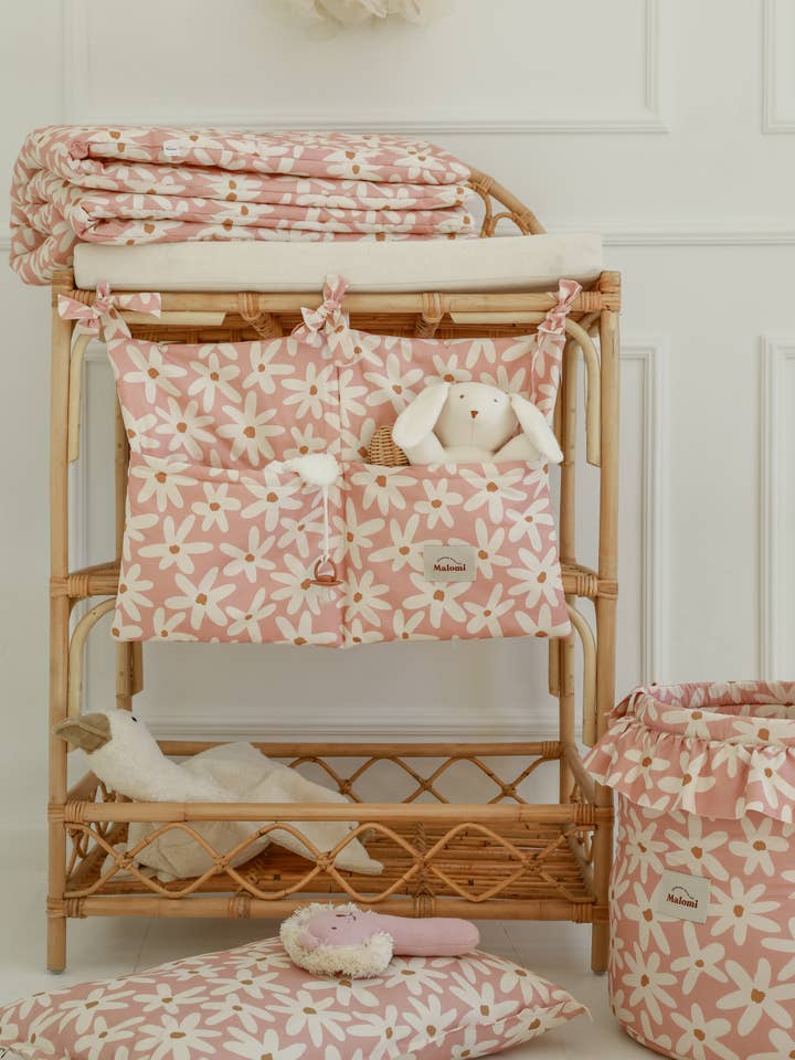 Crib organizer Blush Daisy for wholesale by Malomi Kids
