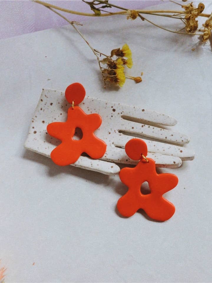 Wobbly Flowers in Cayenne for wholesale by Sumaq