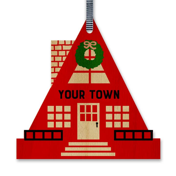 Ornement en bois personnalisé en forme de cabane en A, nom à ajouter pour la vente par Rock Scissor Paper