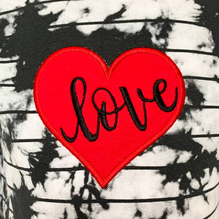 AnnLoren – wholesale Top & leggings set – Kids – Girls Red Heart Tie Dye Dress Leggings Valentine's Clothing11