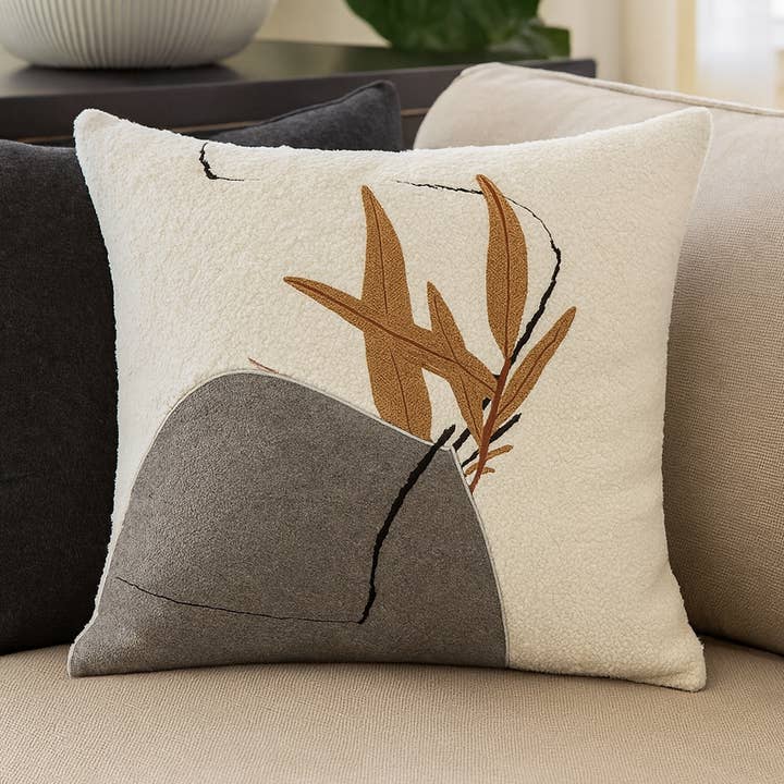 Cojín Artsy Stone & Leaf Jacquard de 18 pulgadas para venta al por mayor de Fennco Styles