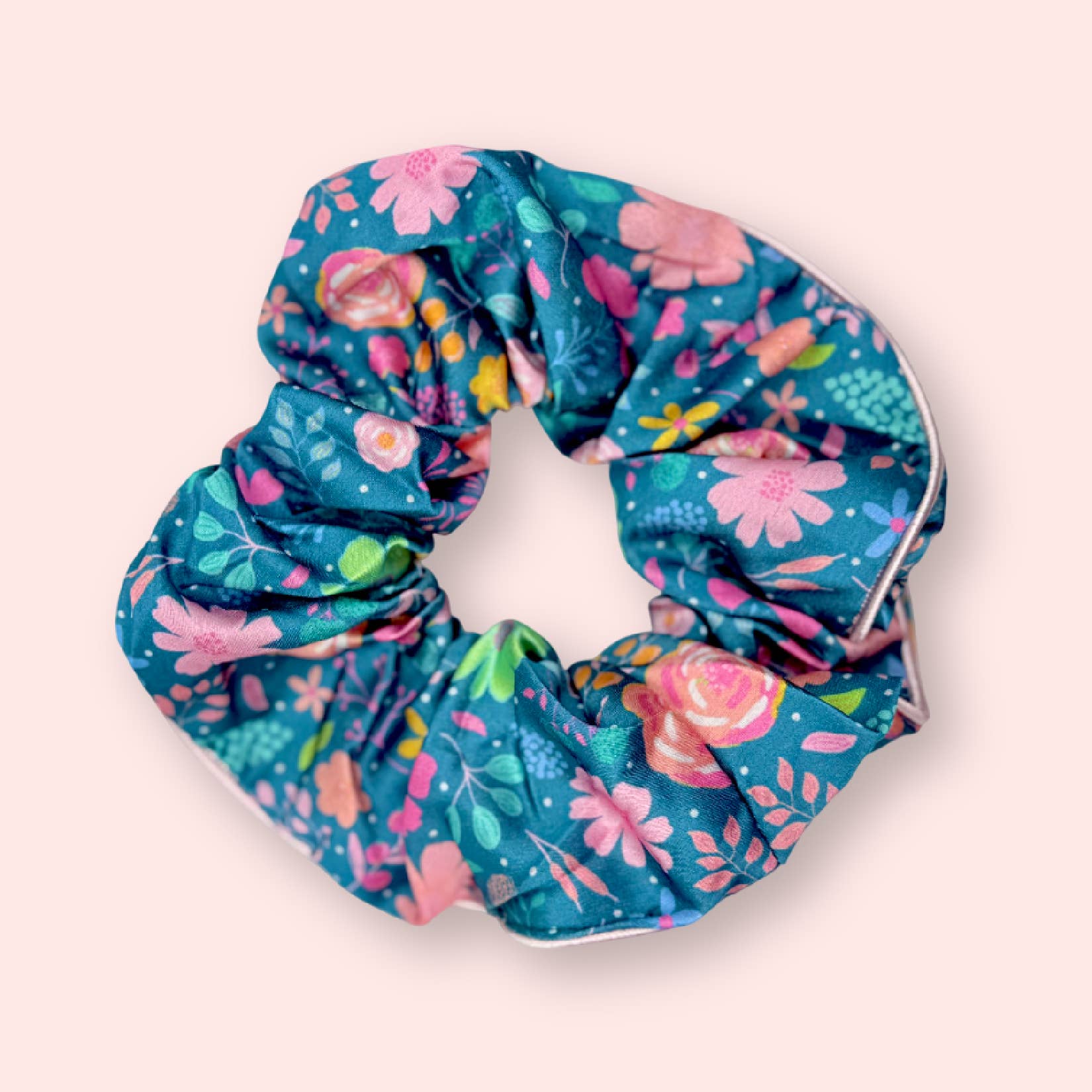 Cleary Lane - Wholesale Scrunchie - Women's - Floral Hair Scrunchies10