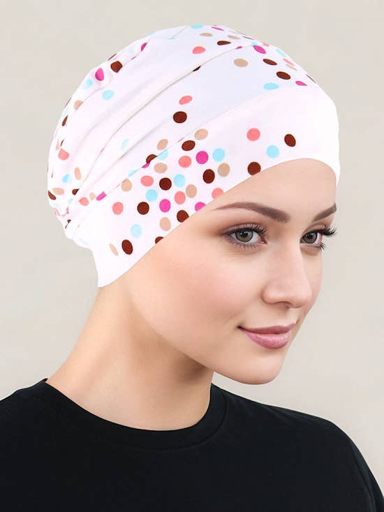 Ivoorkleurige pet met cloche voor chemo en stip voor wholesale door Turban Plus