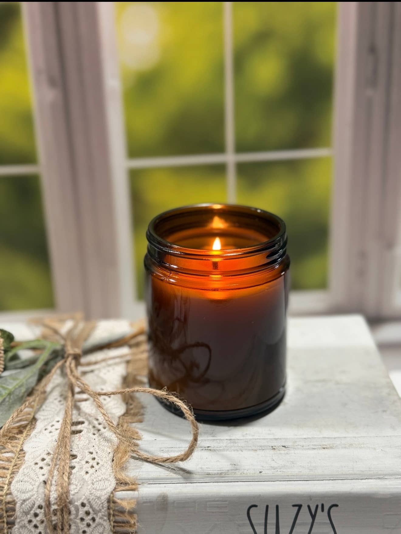 Suzy Spa Essentials - Wholesale Jar/Filled Candle - Lavender Soy Blend Candle - 8 oz Amber Jar3