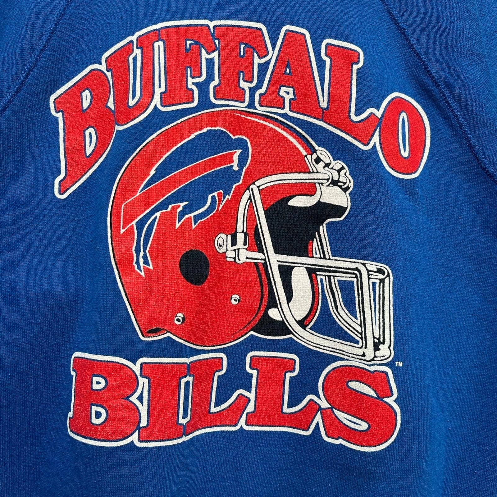 TheKingShirt - Wholesale Graphic Sweatshirt - Women's - Buffalo Bills Vintage 90s NFL Crewneck Sweatshirt Size L1