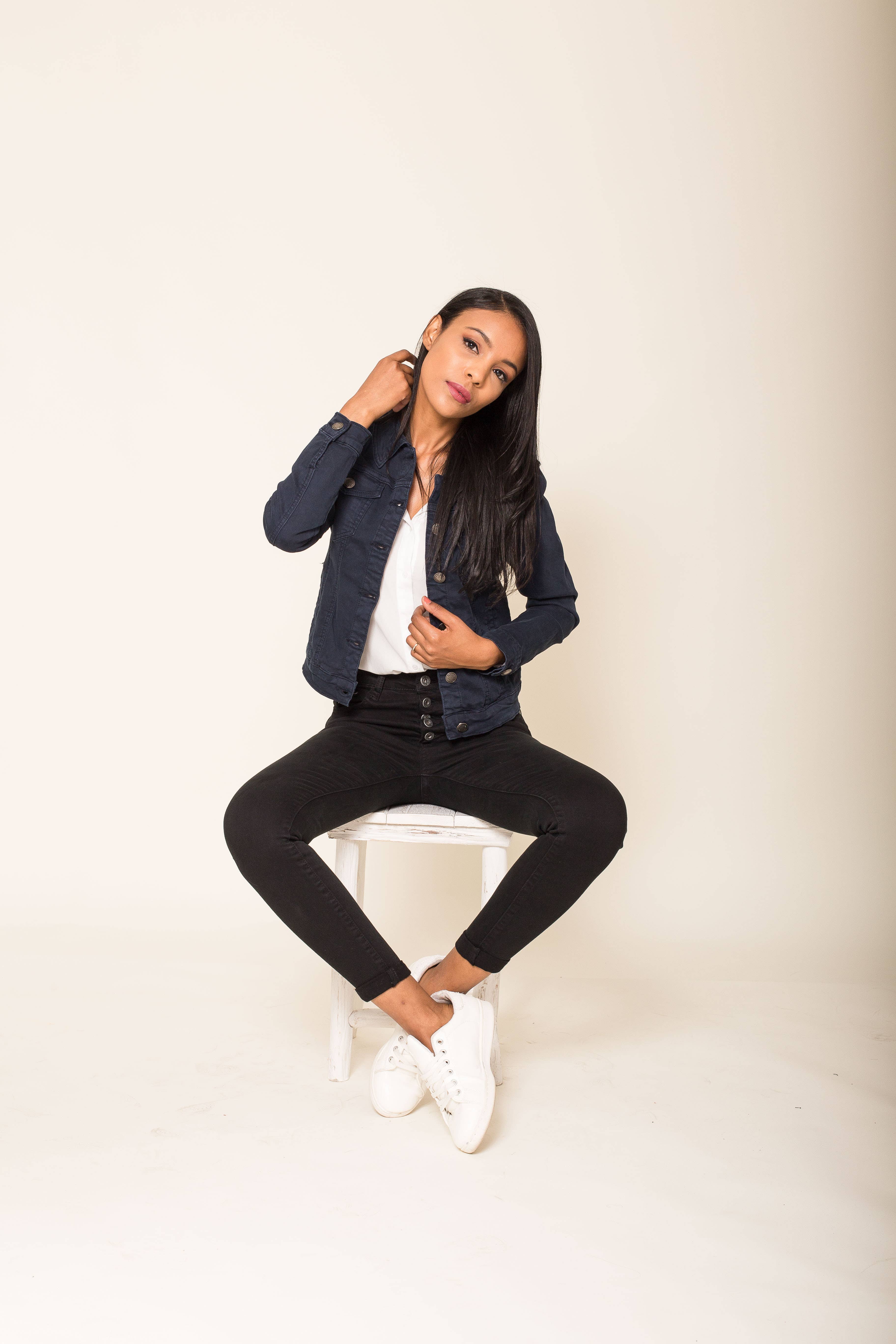 Nina Carter - Wholesale Jas - Dames - Stretch nauwsluitend jack kleur J212A100