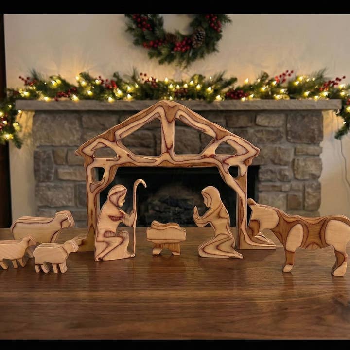 Nativity Set with Wisemen 12 Piece for wholesale by Baltic Forest
