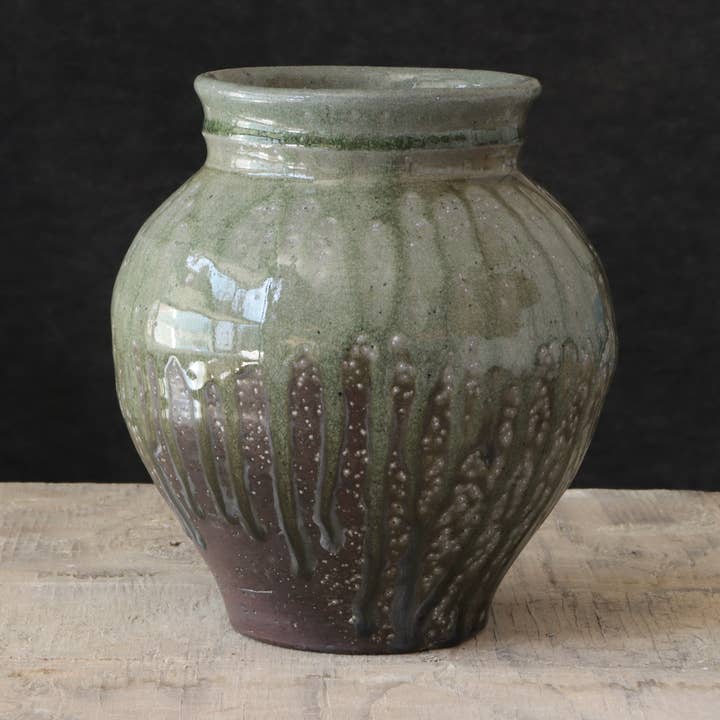 Jarrón de Celadón Cocido con Soda de 7-8" para venta al por mayor de Matt Fishman Pottery