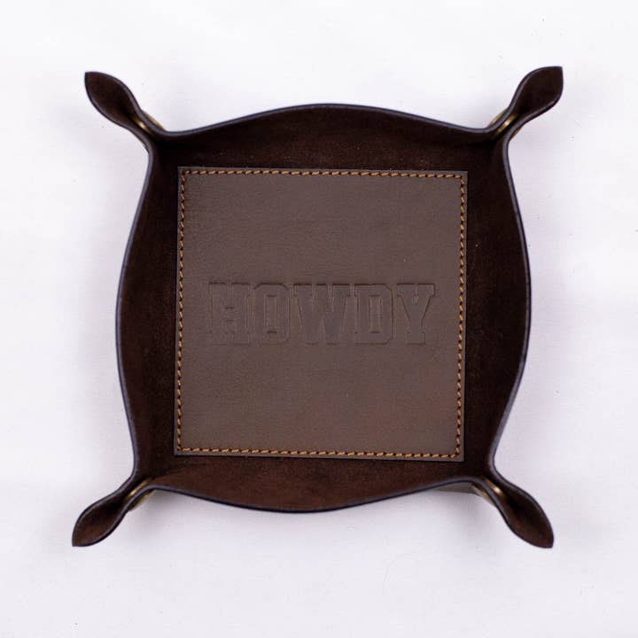 Bandeja para aparcacoches Howdy de piel estampada, color marrón oscuro, 8 x 8 para venta al por mayor de The Royal Standard