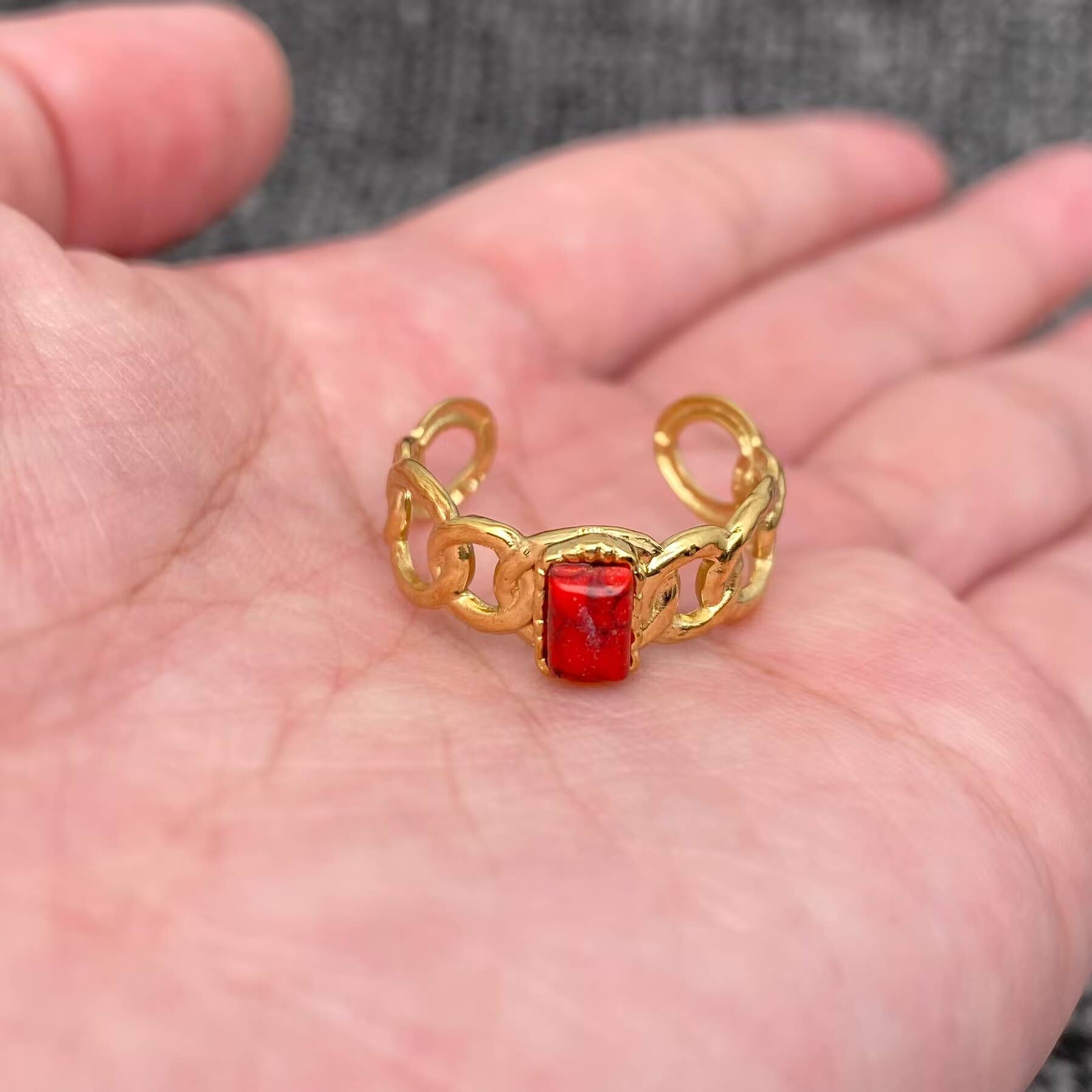 Mio Queena - Wholesale Single Stone/Solitaire Ring - Stainless Steel Inlaid  Stone Gold-plated Rings - FGS/CS18