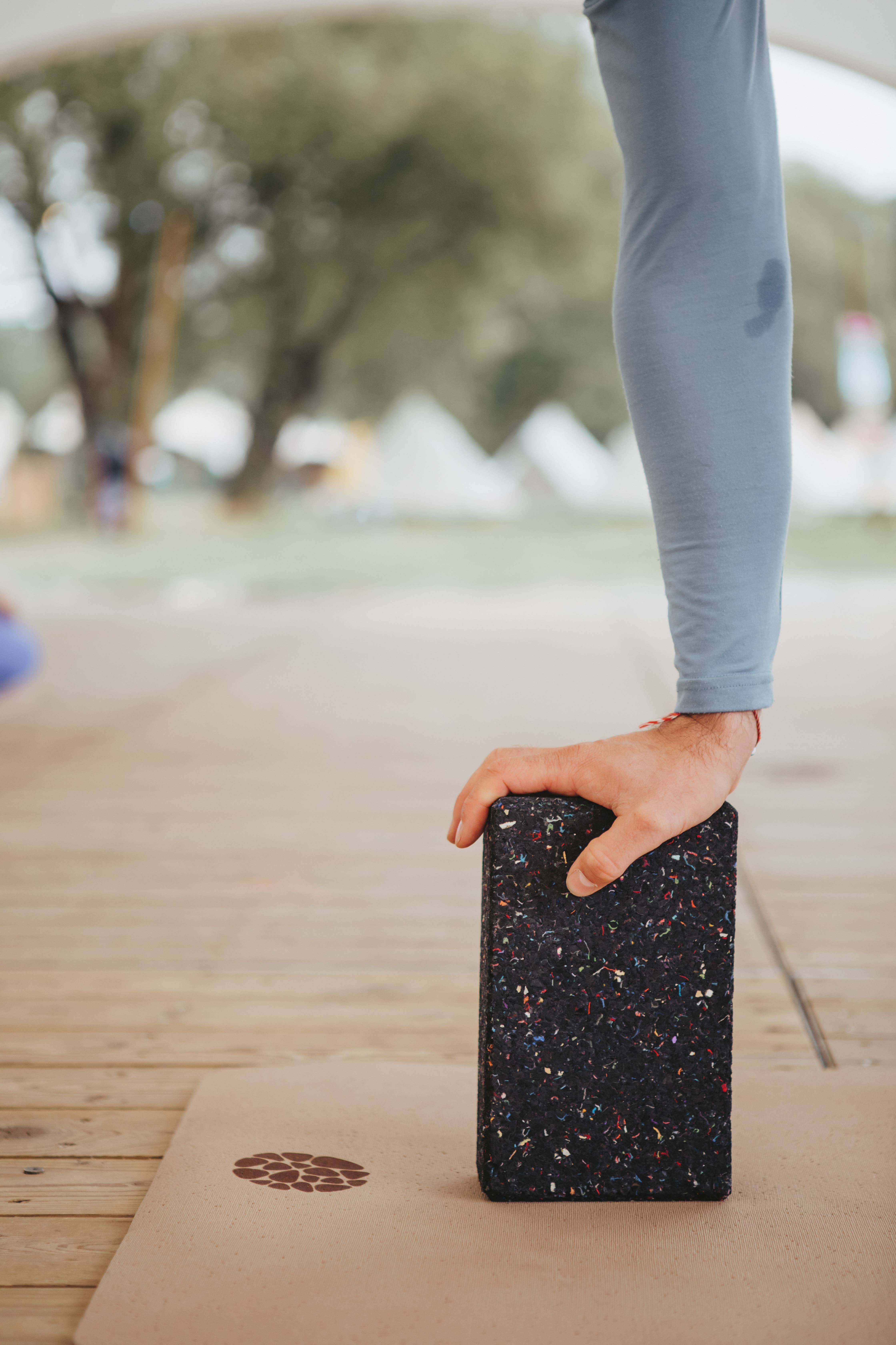 Pierre Sports - Vendita all'ingrosso Blocchi e supporti per yoga - Blocco yoga circolare – realizzato al 100% con mute riciclate3