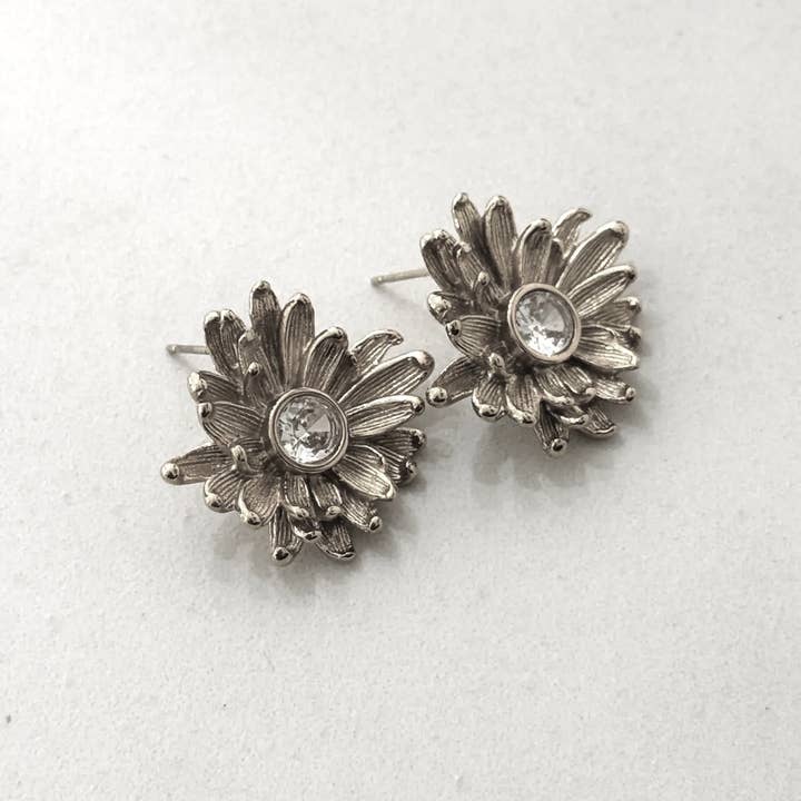 Cassette Barcelona - Wholesale Stud/Post Earrings - Solara Floral Stud Earrings 2
