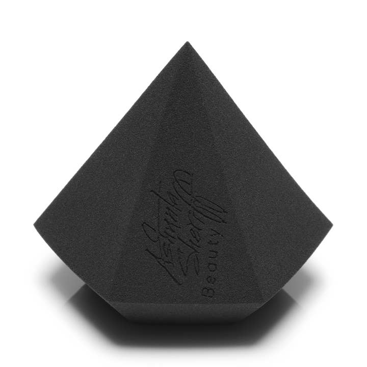SPUGNA PER IL TRUCCO BLACK DIAMOND per la vendita all'ingrosso da parte di Ashunta Sheriff Beauty