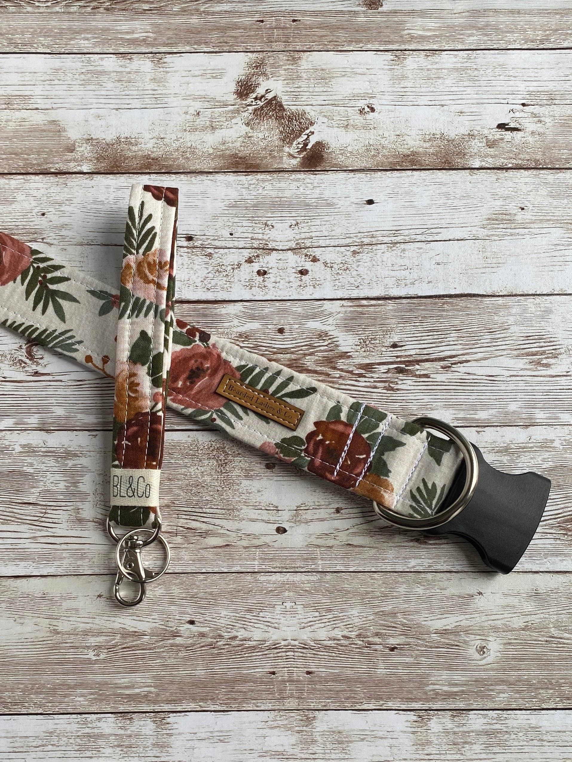 Bearded Ladies & Co - Wholesale Pet Collar - Dog - Vintage Roses Dog Collar1