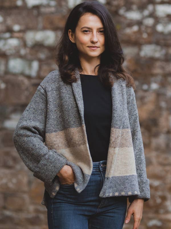 Veste Mist Mosaic pour la vente par Knitted in Edinburgh