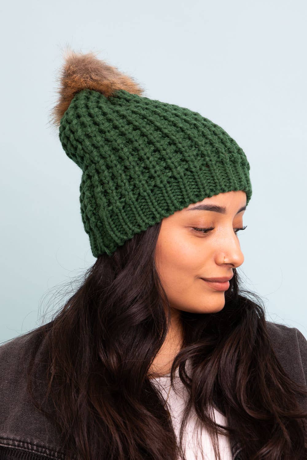 Leto Accessories - Vente Bonnet – femme - Bonnet en tricot texturé avec pompon — Idéal pour l'automne et l'hiver1