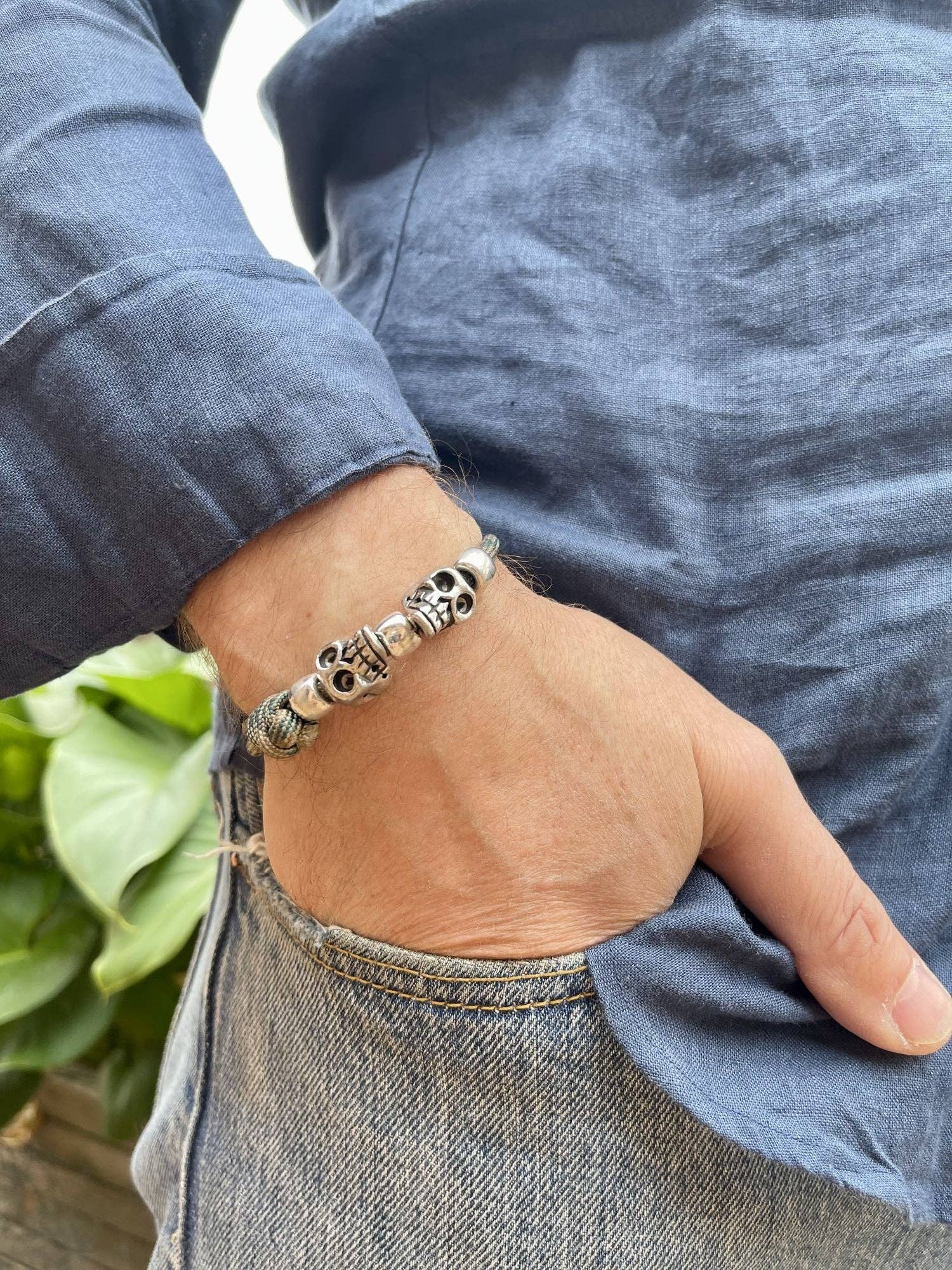 Gloria Mago - Venta al por mayor Pulseras tejidas/trenzadas - Pulsera paracord doble Skull kaki1