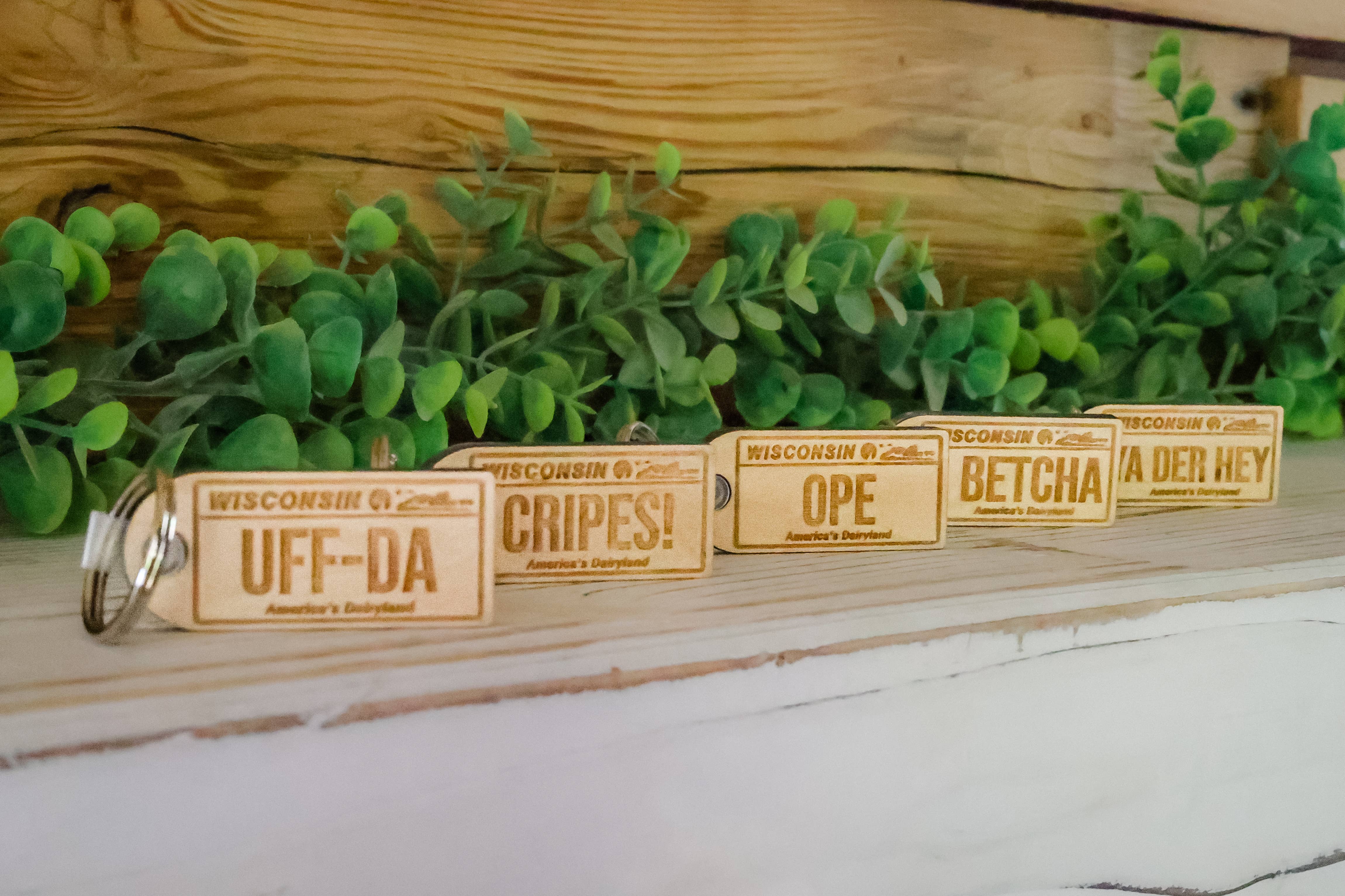 The Farmer's Wife - Wholesale Keychain - Unisex - Wisconsin Slang on Wisconsin License Plate Keychain2