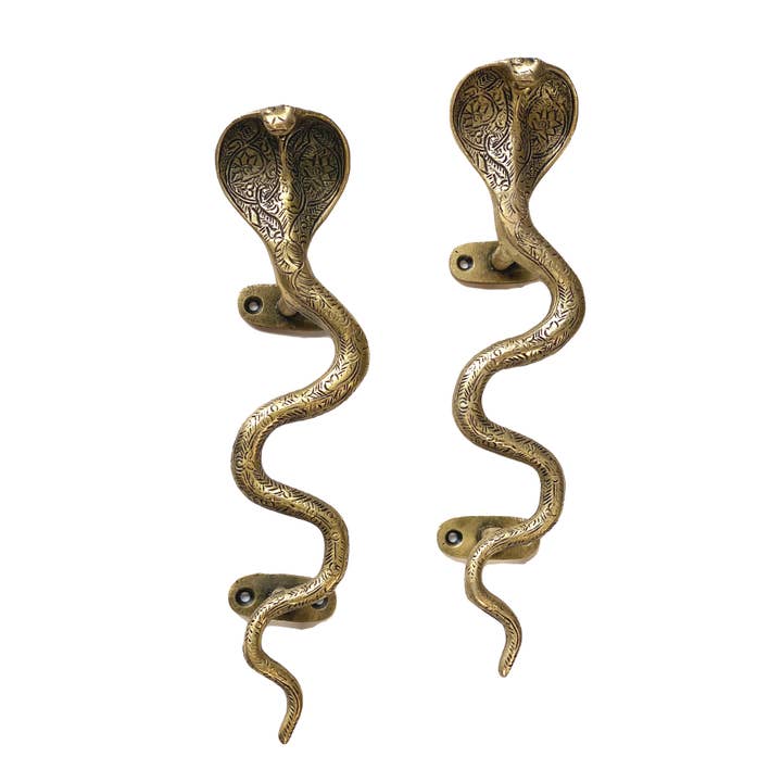 Spitfire Girl - Wholesale Knob/Pull - Cobra Snake Brass Handle