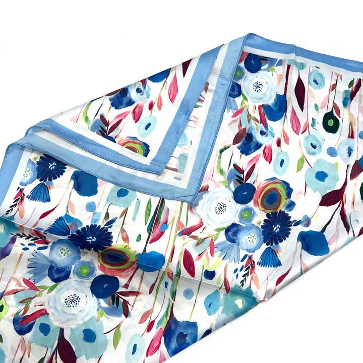 LINETA – Großhandel Schal – Damen – J-131/J-10 kleines quadratisches Halstuch mit buntem kleinen Rosenmuster2