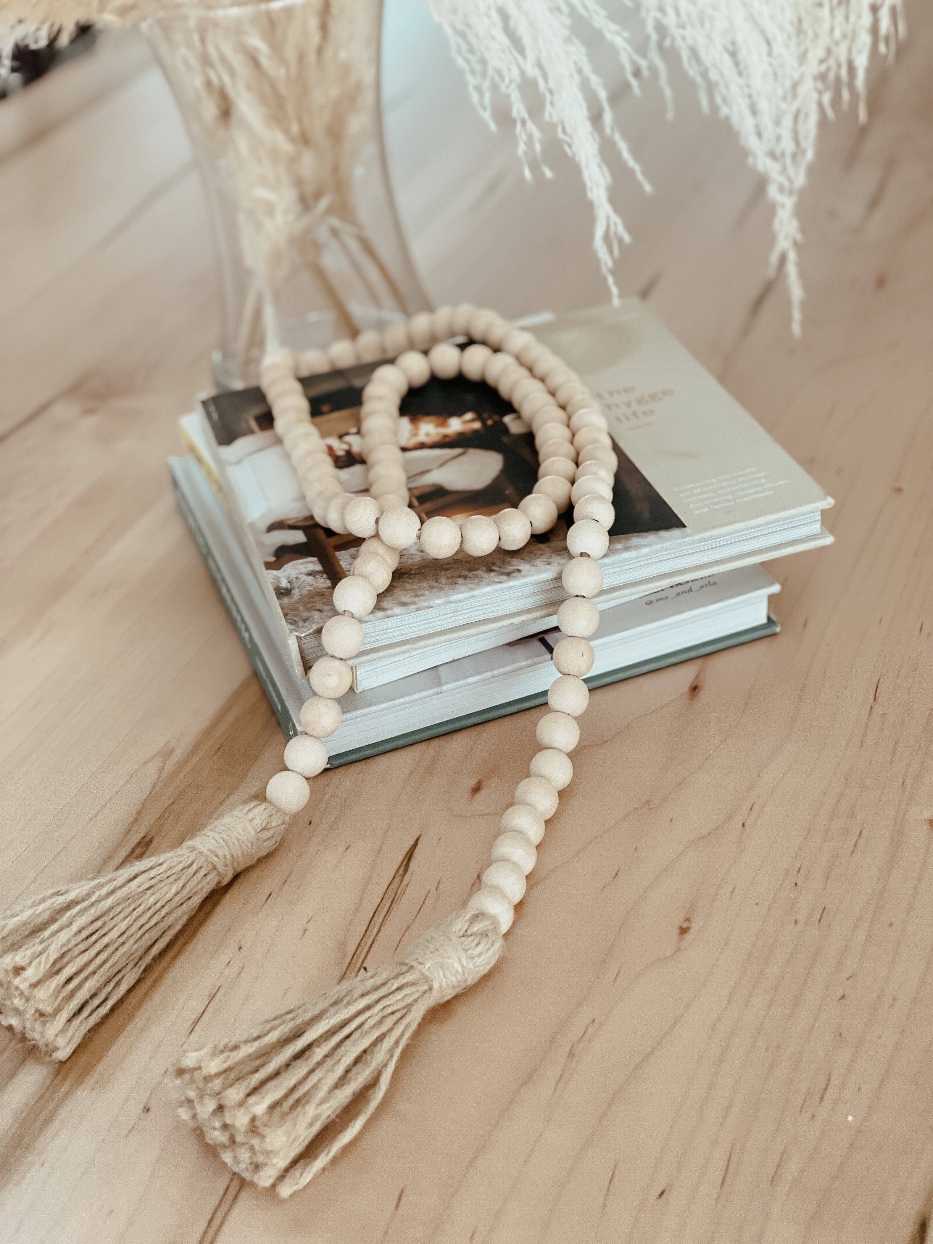 By Two Fields - Vente Fanion/guirlande - Guirlande de perles en bois naturel1