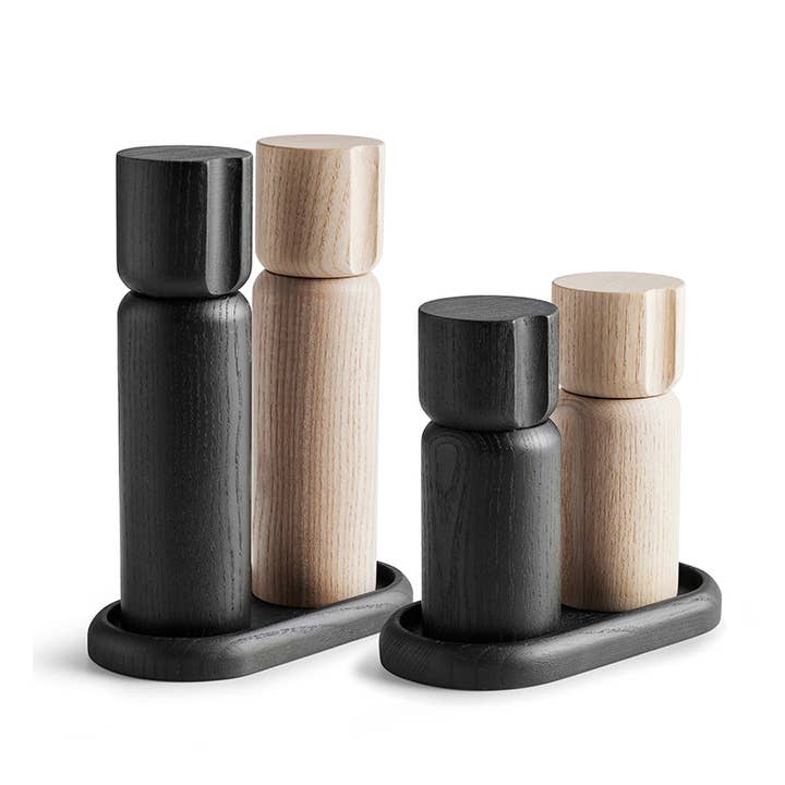 Born in Sweden AB - Wholesale Pepper mill - Salt and pepper grinder set with mini tray in ash wood1