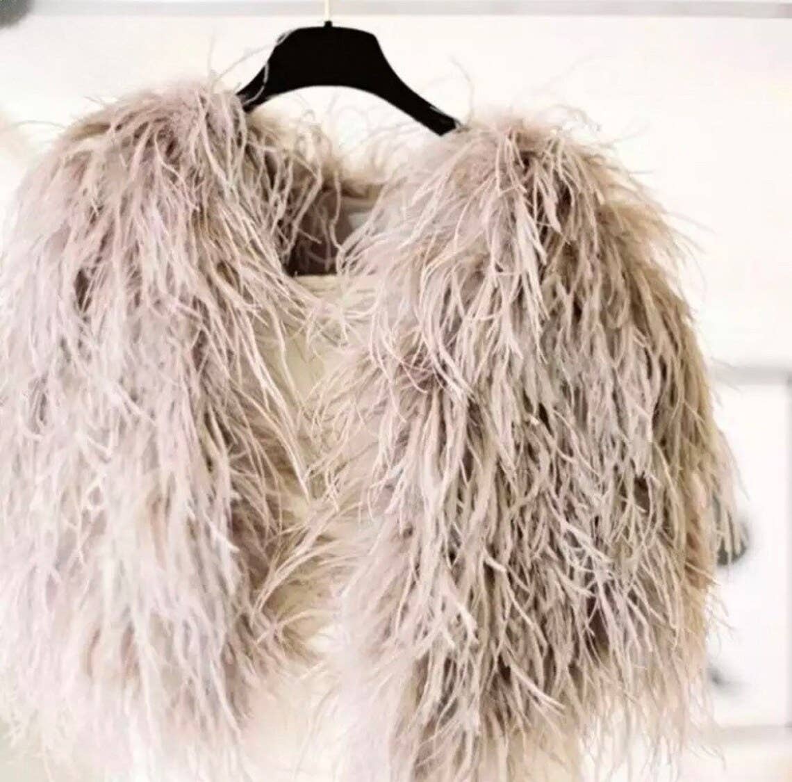 PETRA KARA BRIDAL – Großhandel Cape – Damen – Vorbestellung Straußenfedern Bolero-Cape6