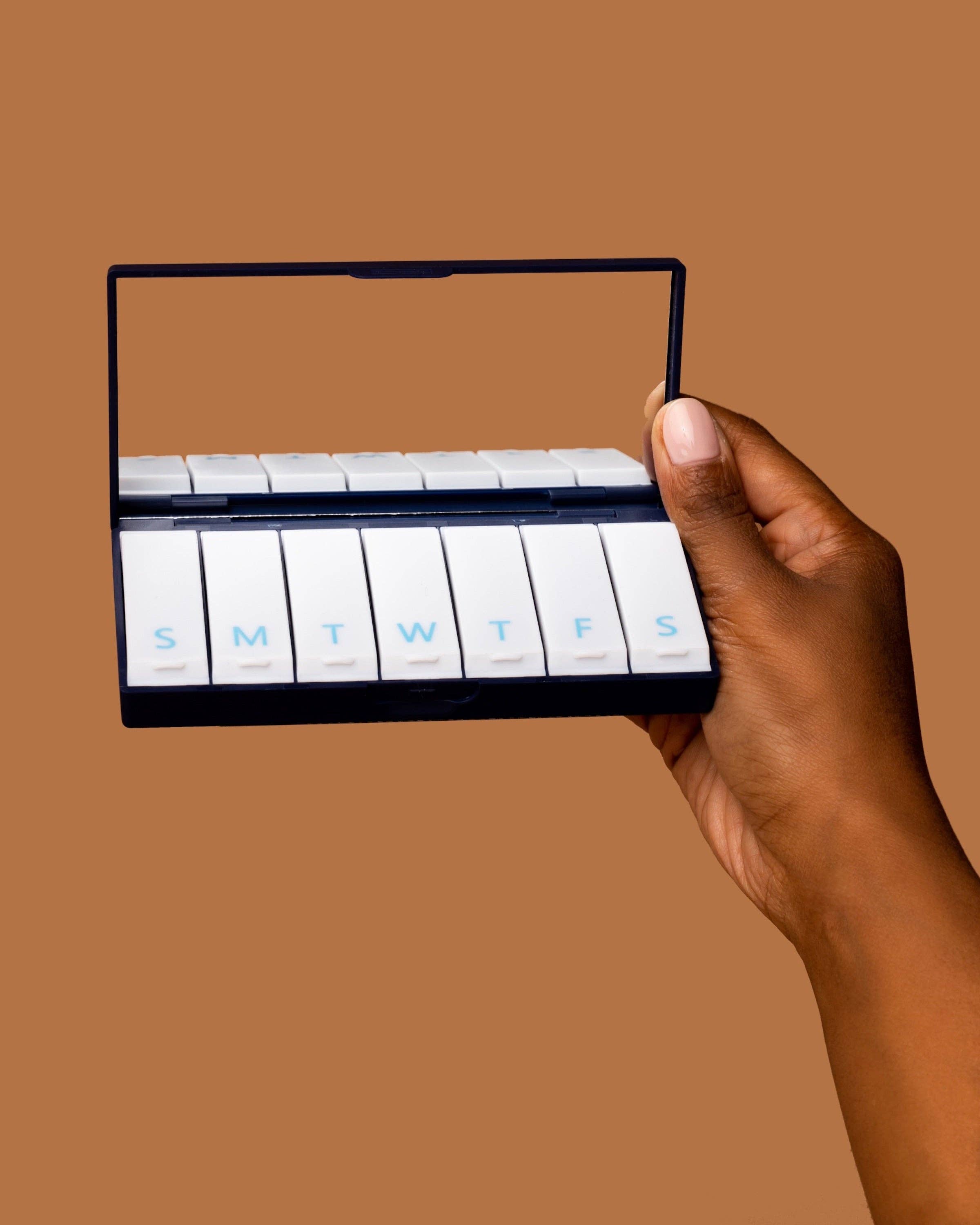 Port and Polish - Wholesale Pill Organizer - Navy Blue Pill Box4