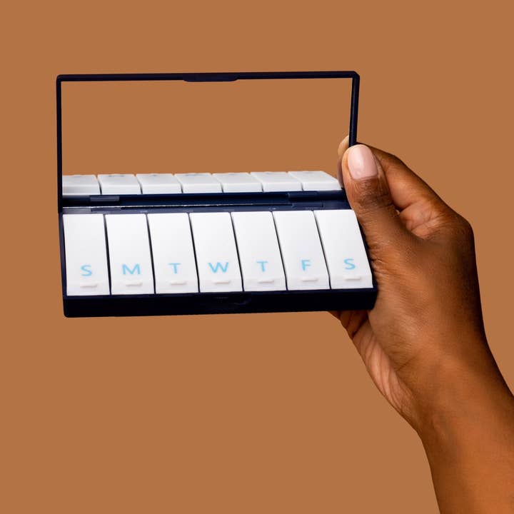 Port and Polish - Wholesale Pill Organizer - Navy Blue Pill Box4