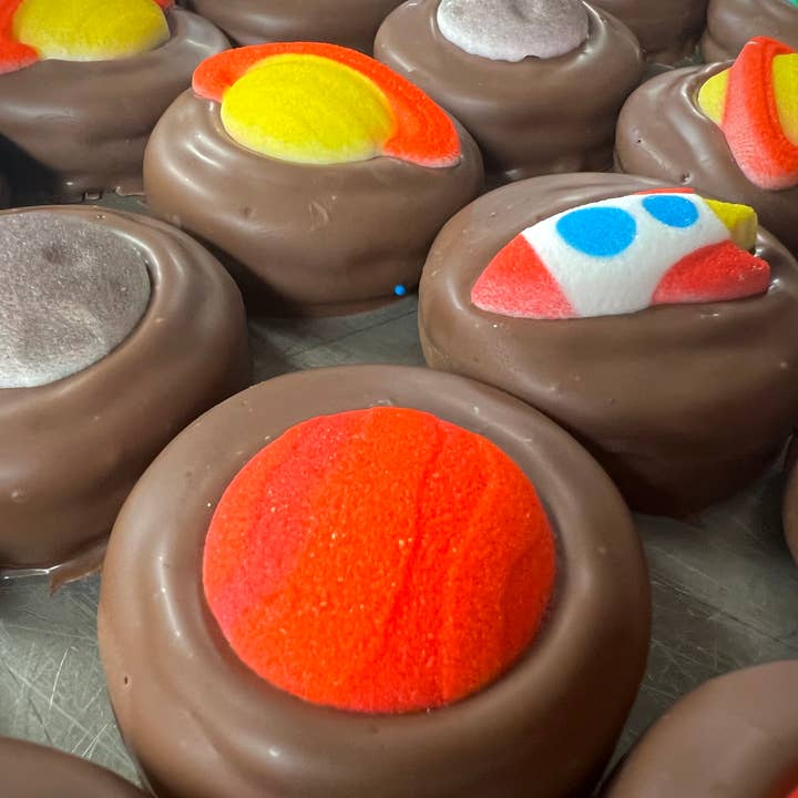 O'Shea's Candies Sweet Shop - Wholesale Chocolate Covered Sweets - O’Oreo Outer Space Theme 🚀 🌎 O’Oreo w/ Milk Chocolate 3 PK