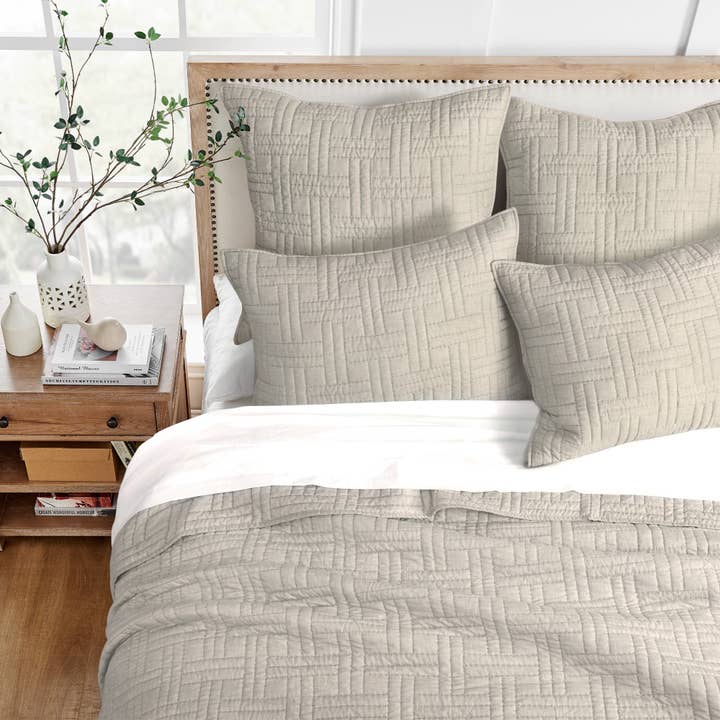 Levtex Home - Wholesale Bedding Set - Melange Stitch Quilt Set1