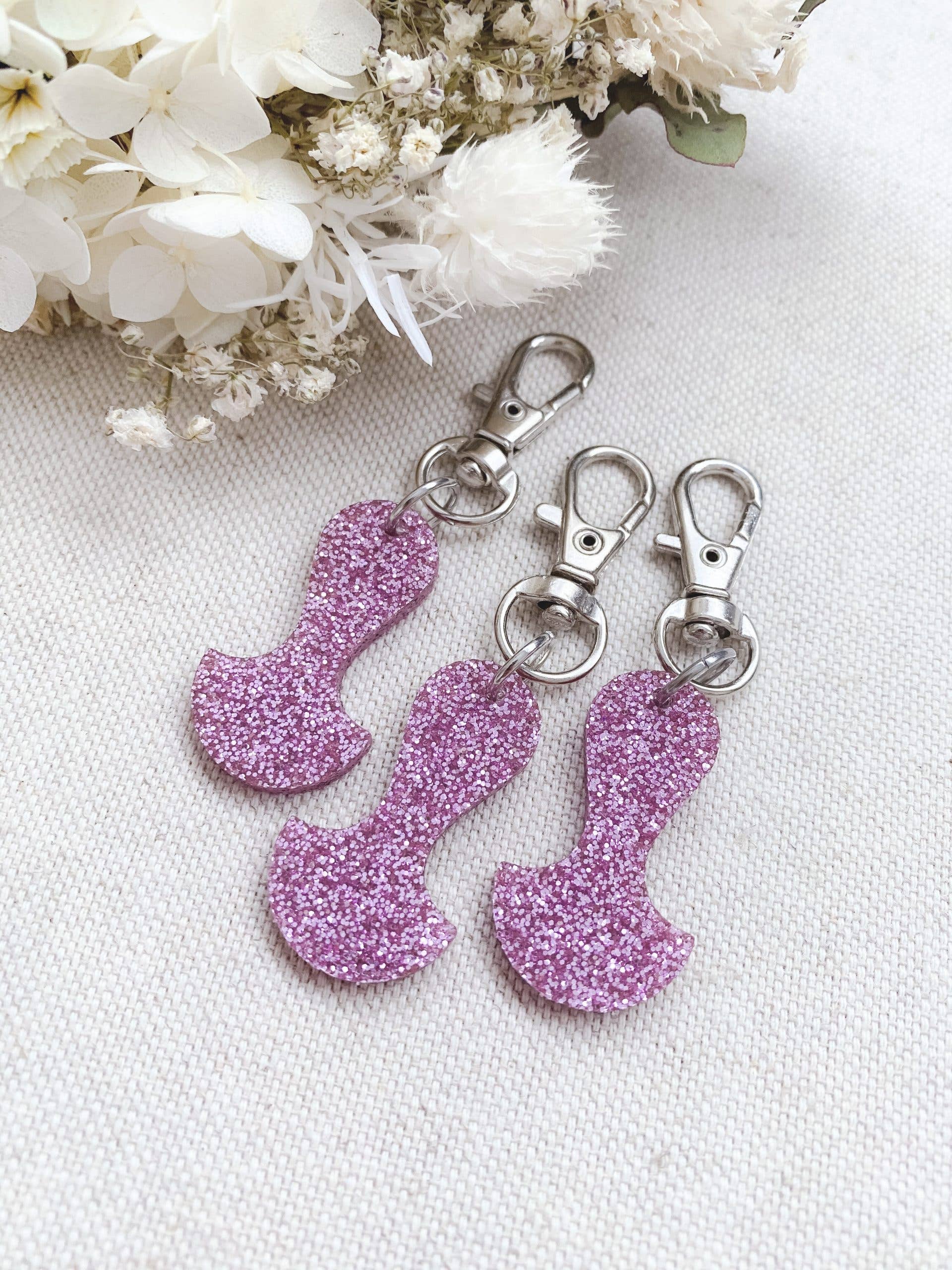 Chuckle & Wood - Wholesale Keychain – Women's - Trolley Tokens - Glitter7
