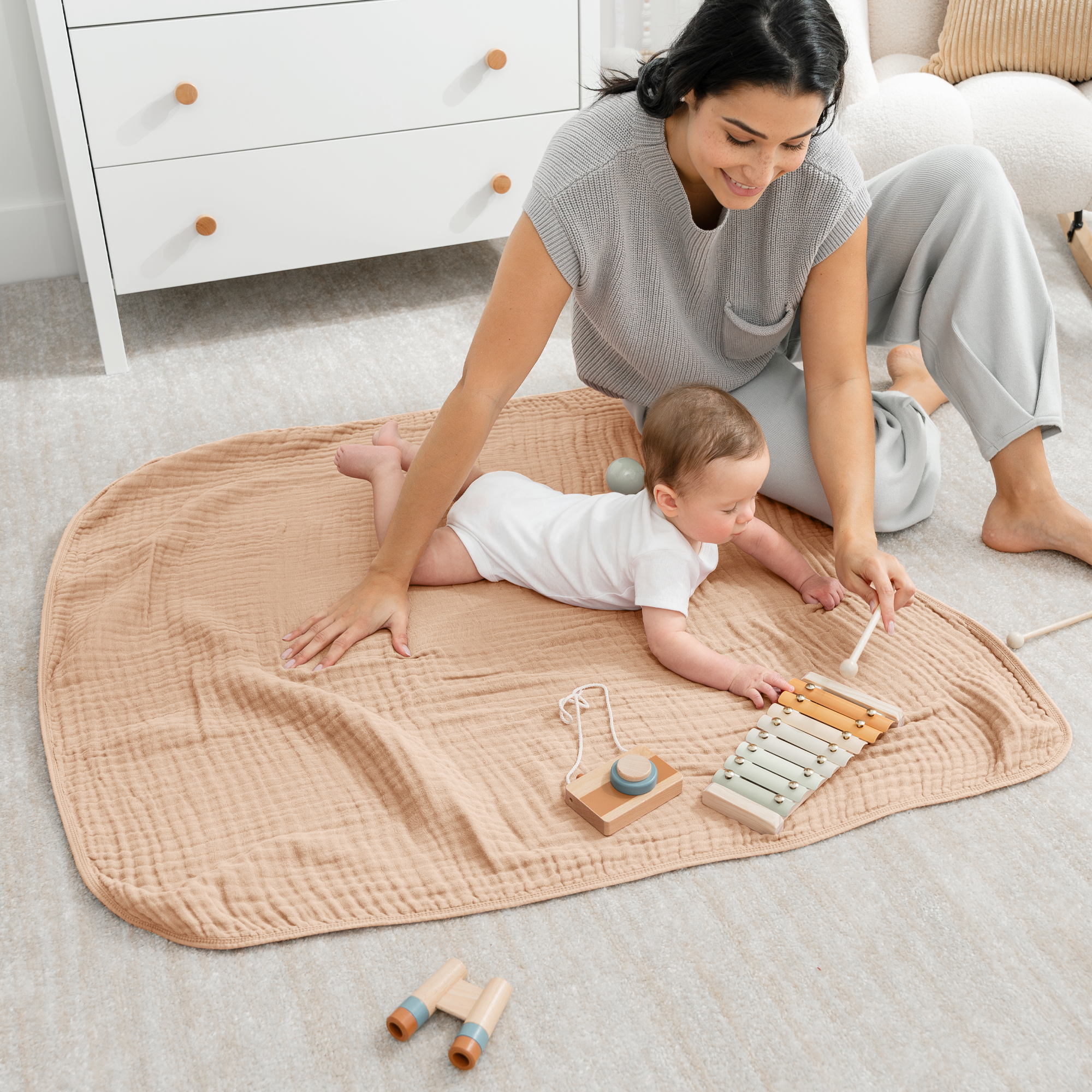 Comfy Cubs - Wholesale Bedding Blanket - Kids & Baby - Muslin Baby Blanket, 40" x 40" Swaddle Blanket by Comfy Cubs56