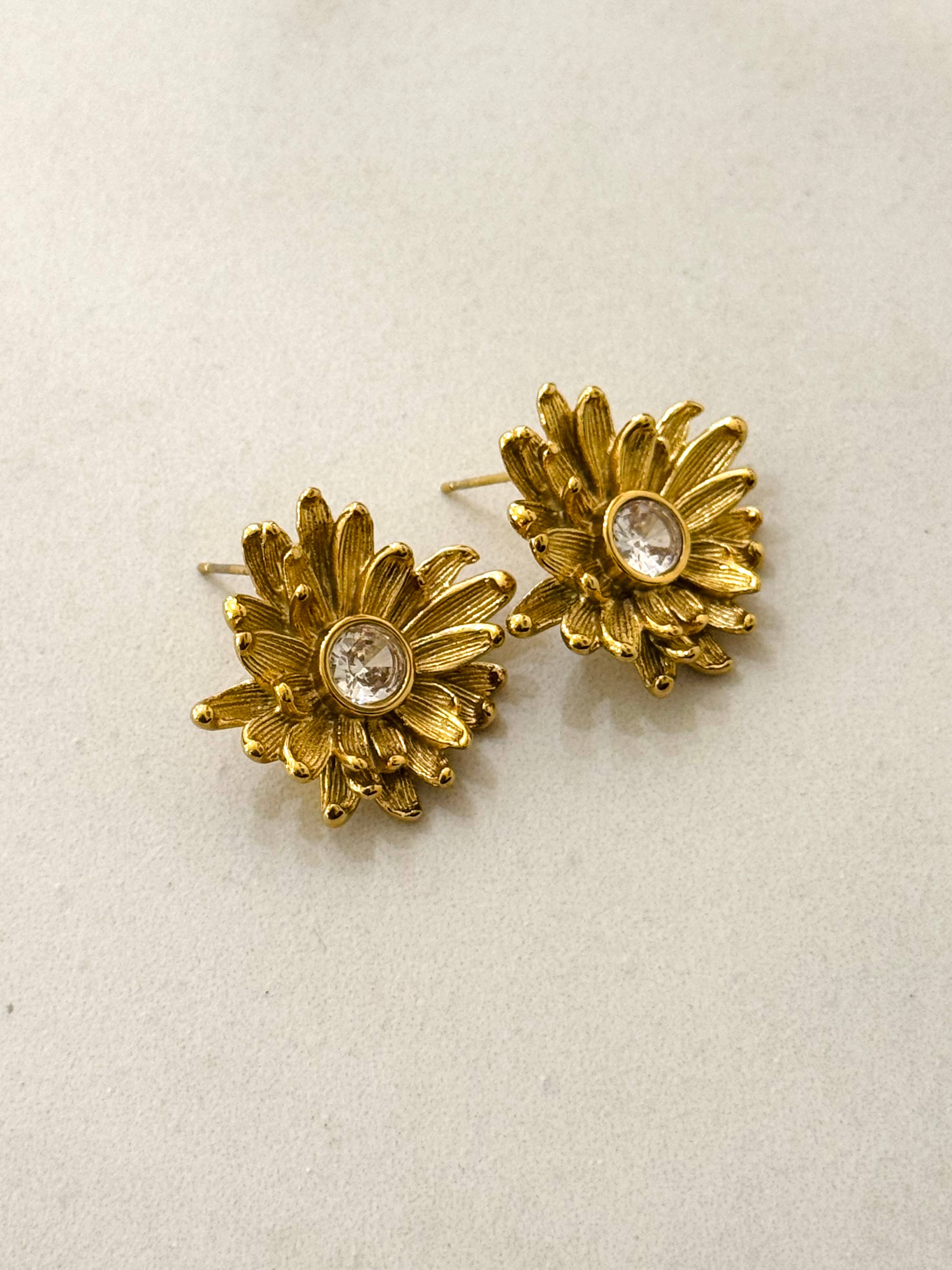 Cassette Barcelona - Wholesale Stud/Post Earrings - Solara Floral Stud Earrings