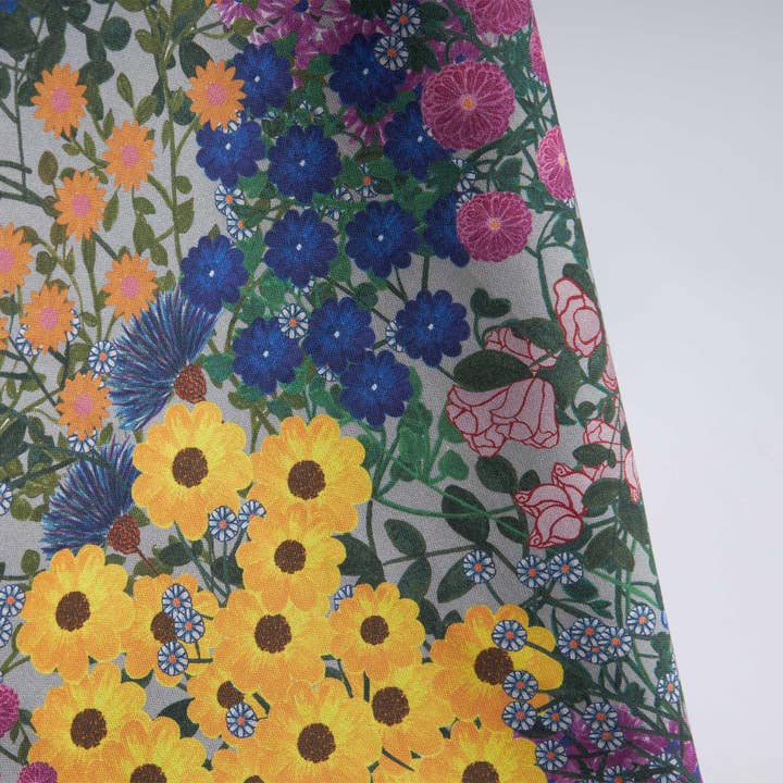 Sophie Williamson Design - Wholesale Tablecloth - Tablecloth Pré Fleuri2