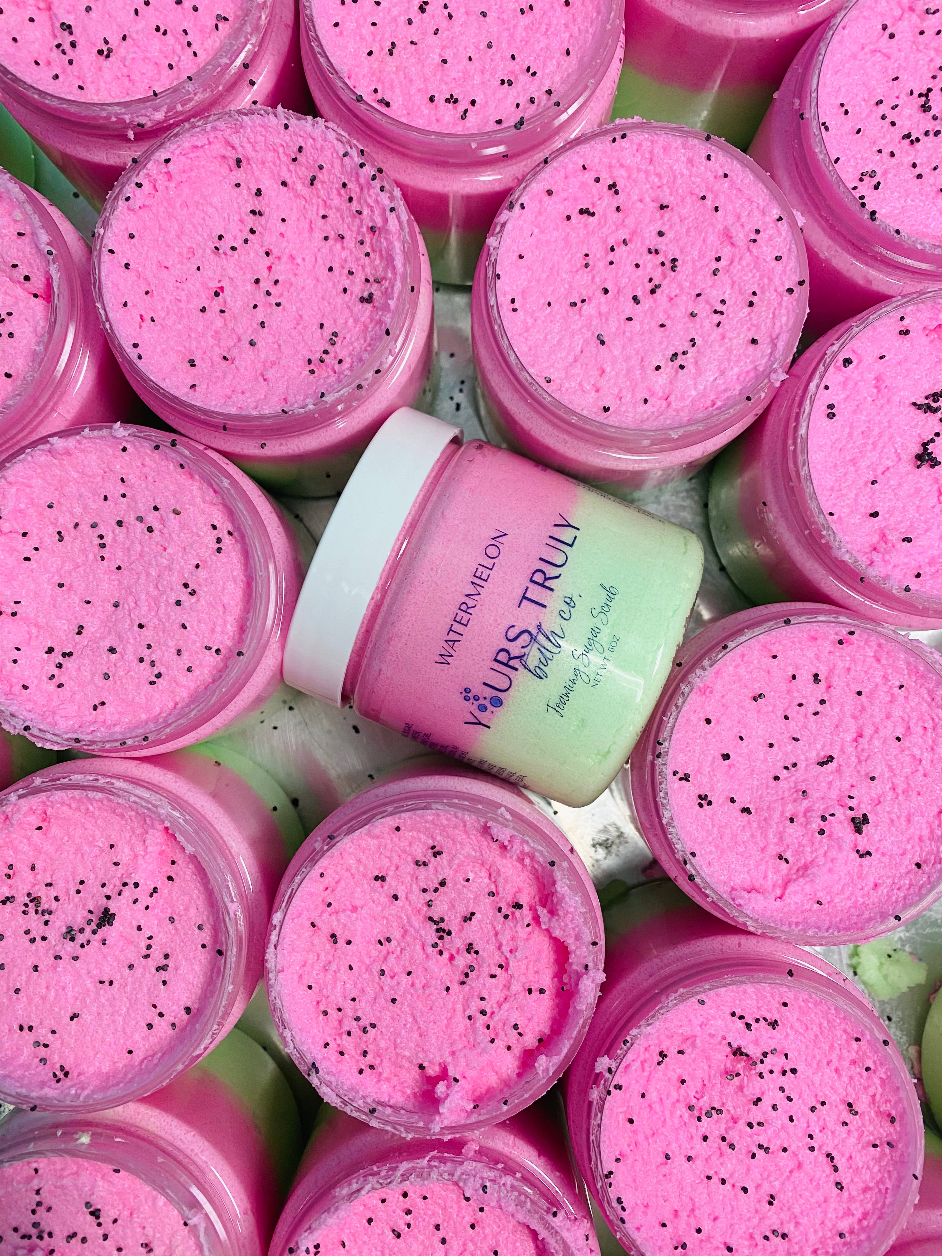Yours Truly Bath Co - Venta al por mayor Exfoliante corporal - Exfoliante espumoso de azúcar con aroma a sandía1