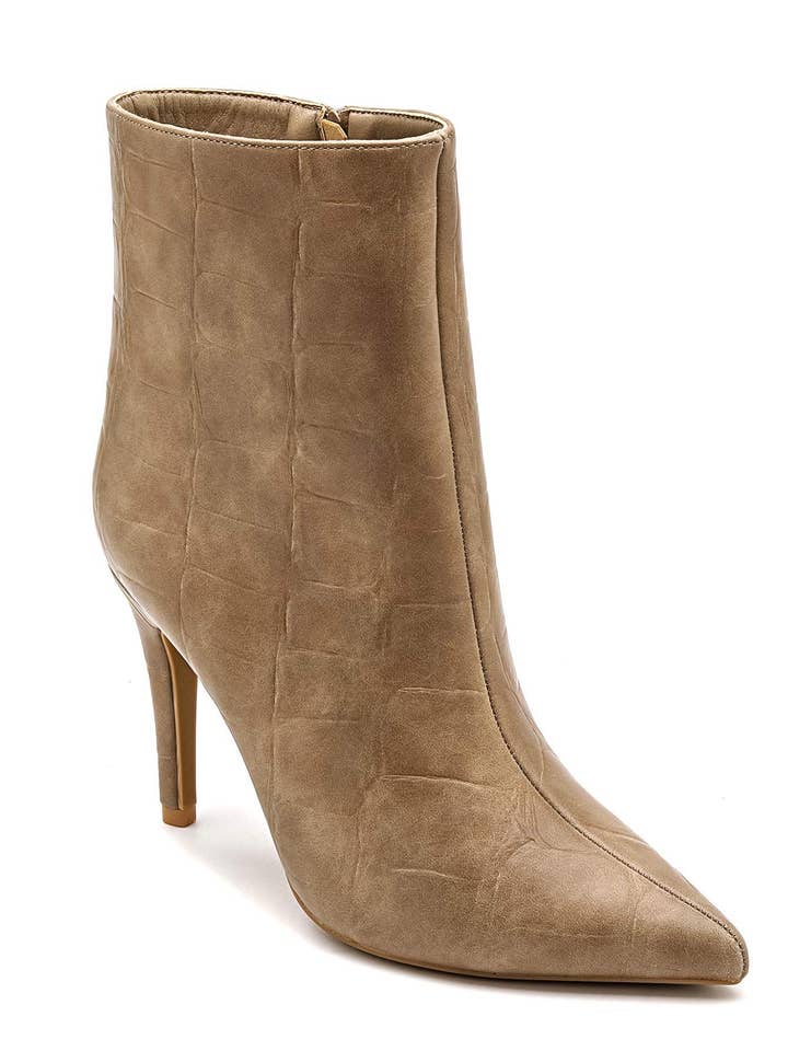 No Doubt Shoes – wholesale Booties – Women's – WOMEN'S CROC HEELED ANKLE BOOTS3