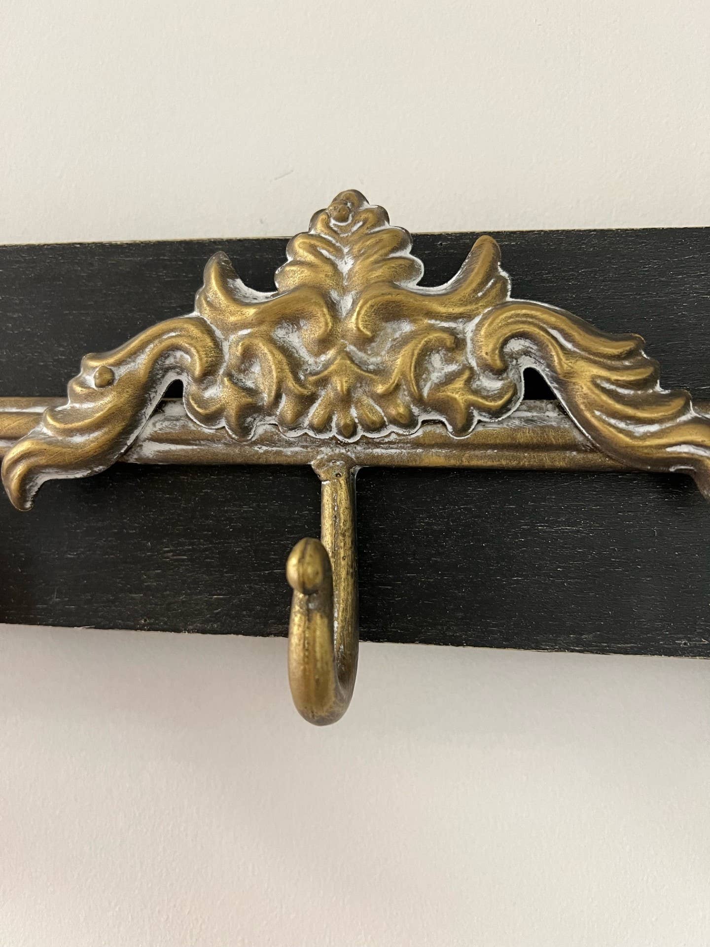 Vagabond Vintage - Wholesale Wall Hook - RETRO WALL HOOK RACK3