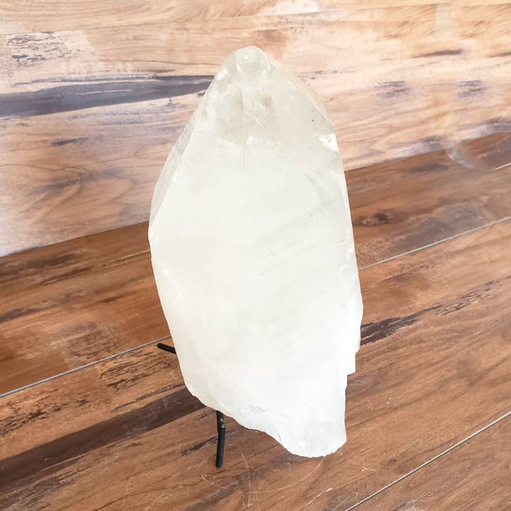Crystal Joys Wholesale - Wholesale Spiritual Stone/Crystal - Wholesale Quartz Point on Stand- 5.41kg0