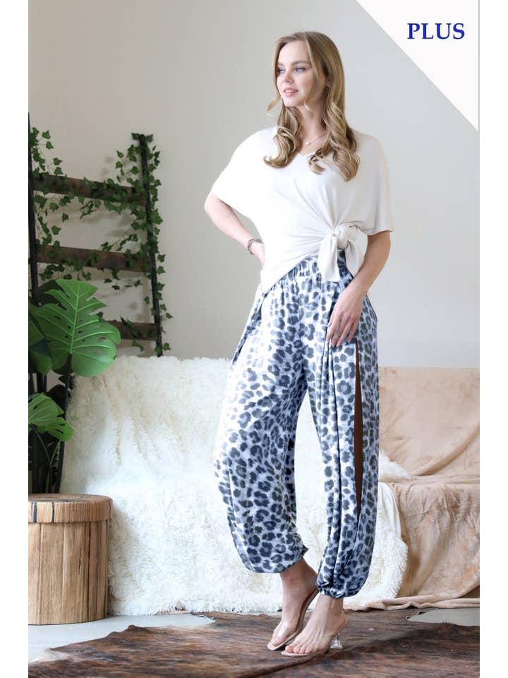 42POPS - Wholesale Pants - Women's - ,..SI-22153 Plus Leopard Split Side Pants Elastic Waist